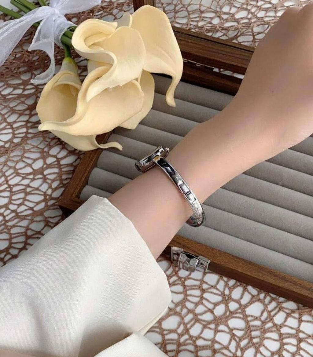 Women's Bangle Bracelet Watch, Oval Dial, Roman Numeral, Elegant Style