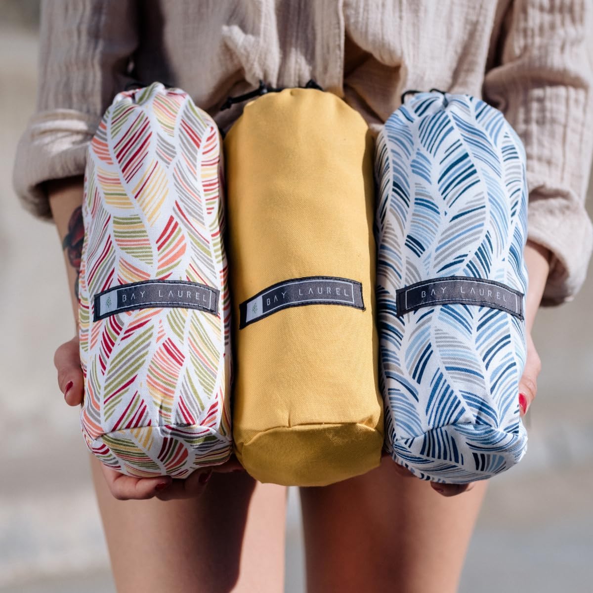 Turkish Beach Towel with Travel Bag 39 x 71 Quick Dry Sand Free Lightweight Large Oversized Towels Light