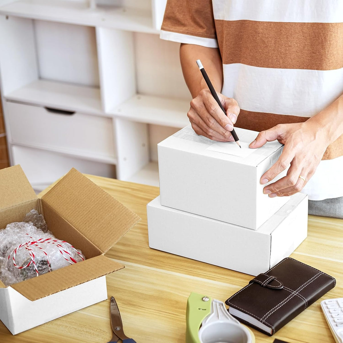 12 Pack Small Shipping Boxes Assorted Sizes, 8x6x4 & 9x6x4 & 10x7x5 4 PCS Each Small Boxes, White Corrugated Box