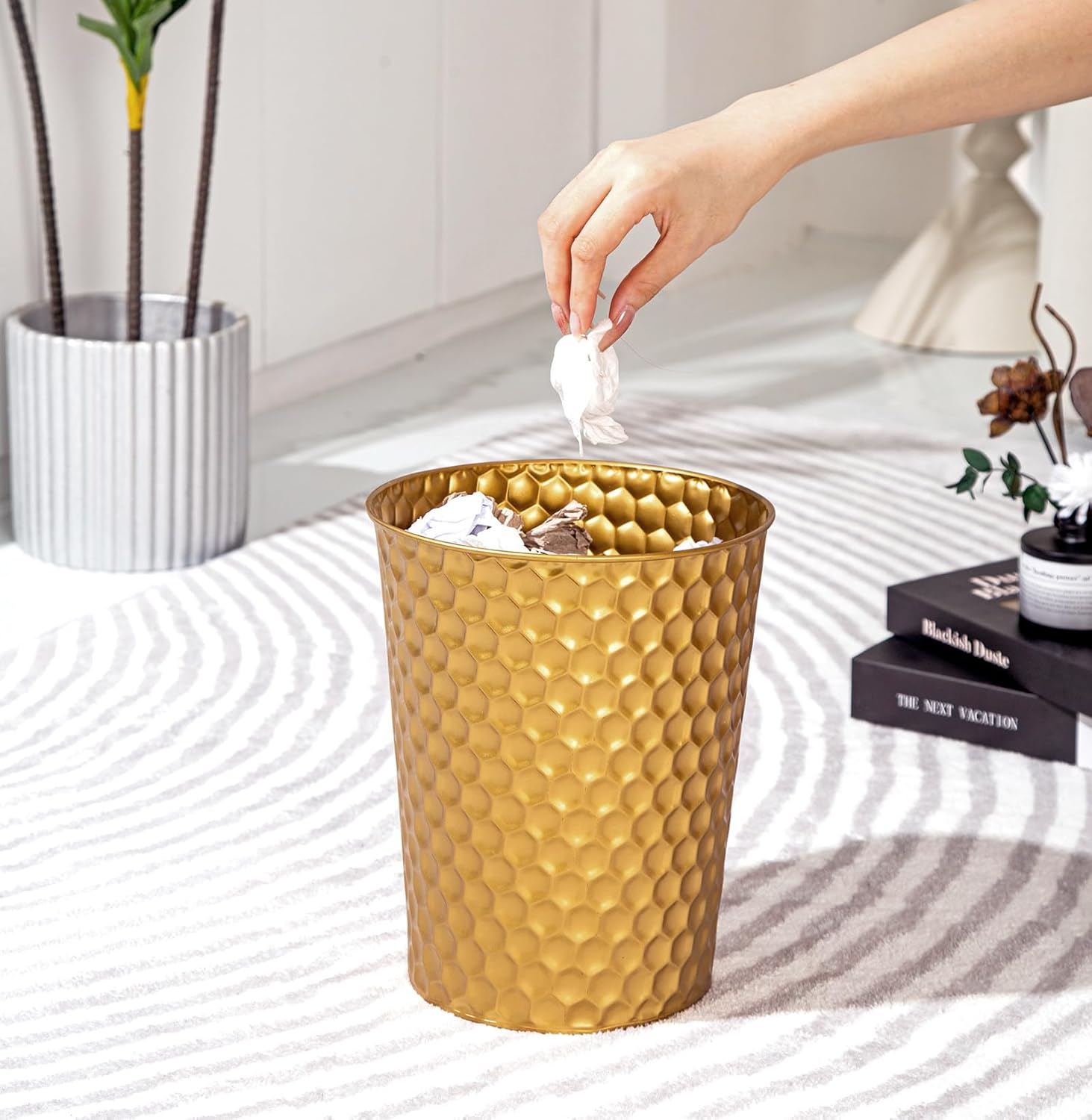 Small Metal Trash Can Wastebasket, Decorative Honeycomb Garbage Can Waste Basket, Modern Farmhouse Round Trash Bin