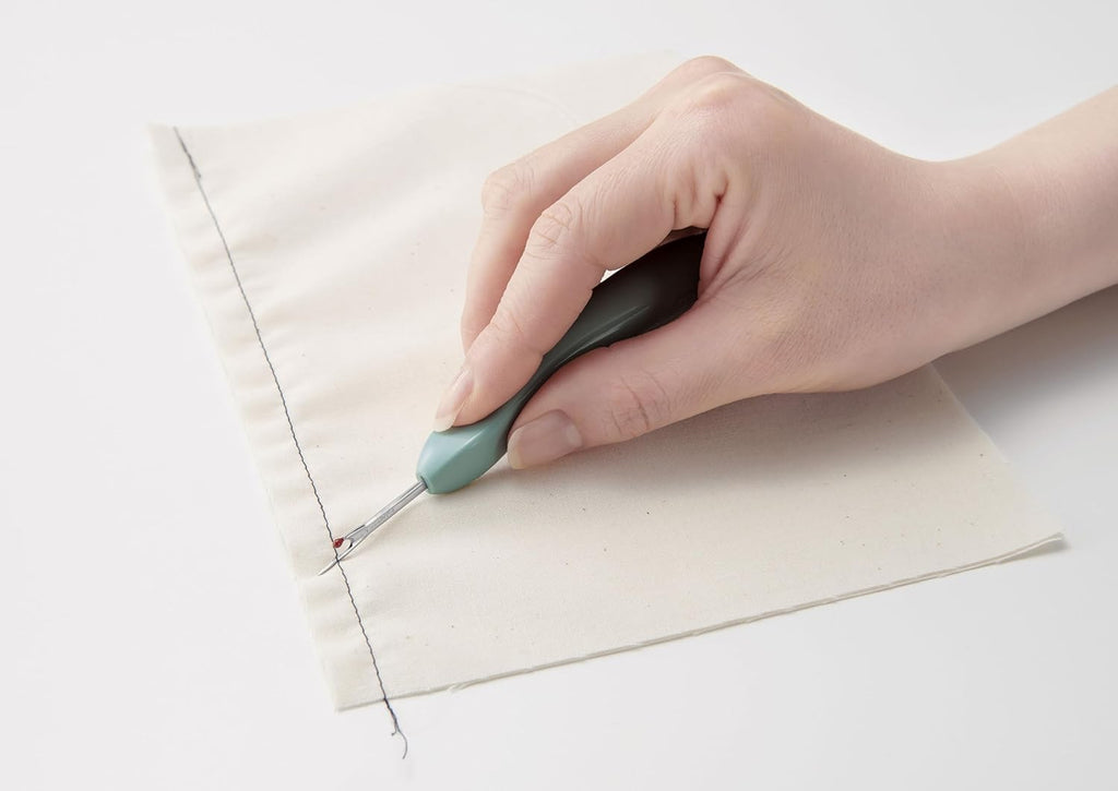 Grip Fit Seam Ripper
