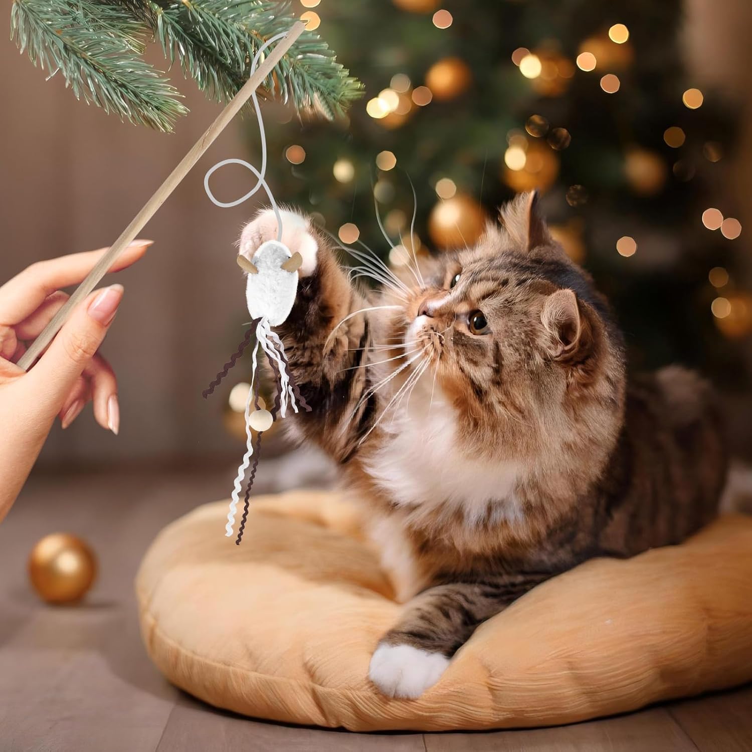 Cat Wand Toy Set, 2 PCS Interactive Cat Teaser Wands with Cute Bee & Mouse Designs, Equipped with Bells and Streamers