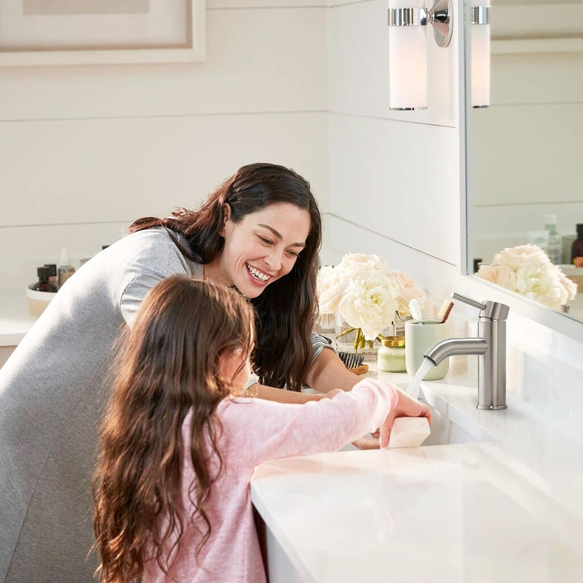 Brushed Nickel Bathroom Faucet Single Handle Bathroom Vanity Sink Faucet with Pop-up Drain, Rv Lavatory Vessel Faucet