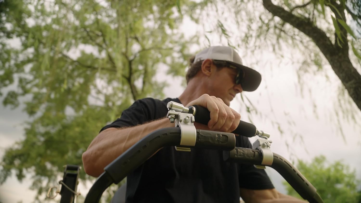– The Original Patented One-Hand Steering Bar for Zero Turn Mowers by Greater Zero | Built in USA | Full-Motion