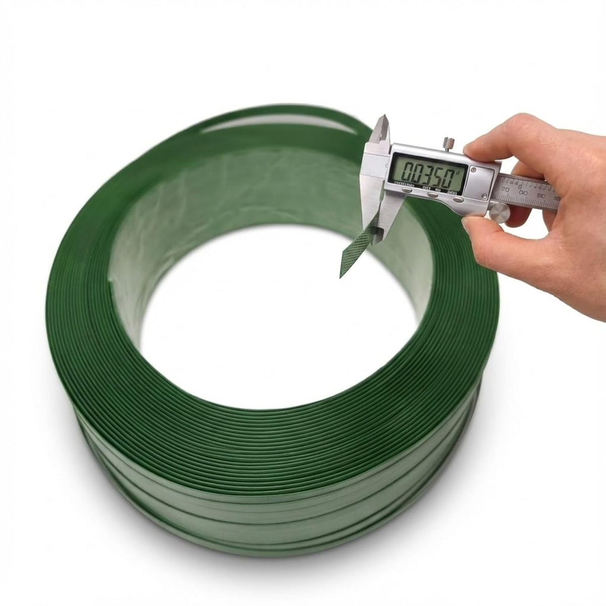 Polyester PET Strapping Roll 5/8" x 0.035" x 4000' – Heavy Duty Green Packaging Banding Strap, 1400 lbs Break