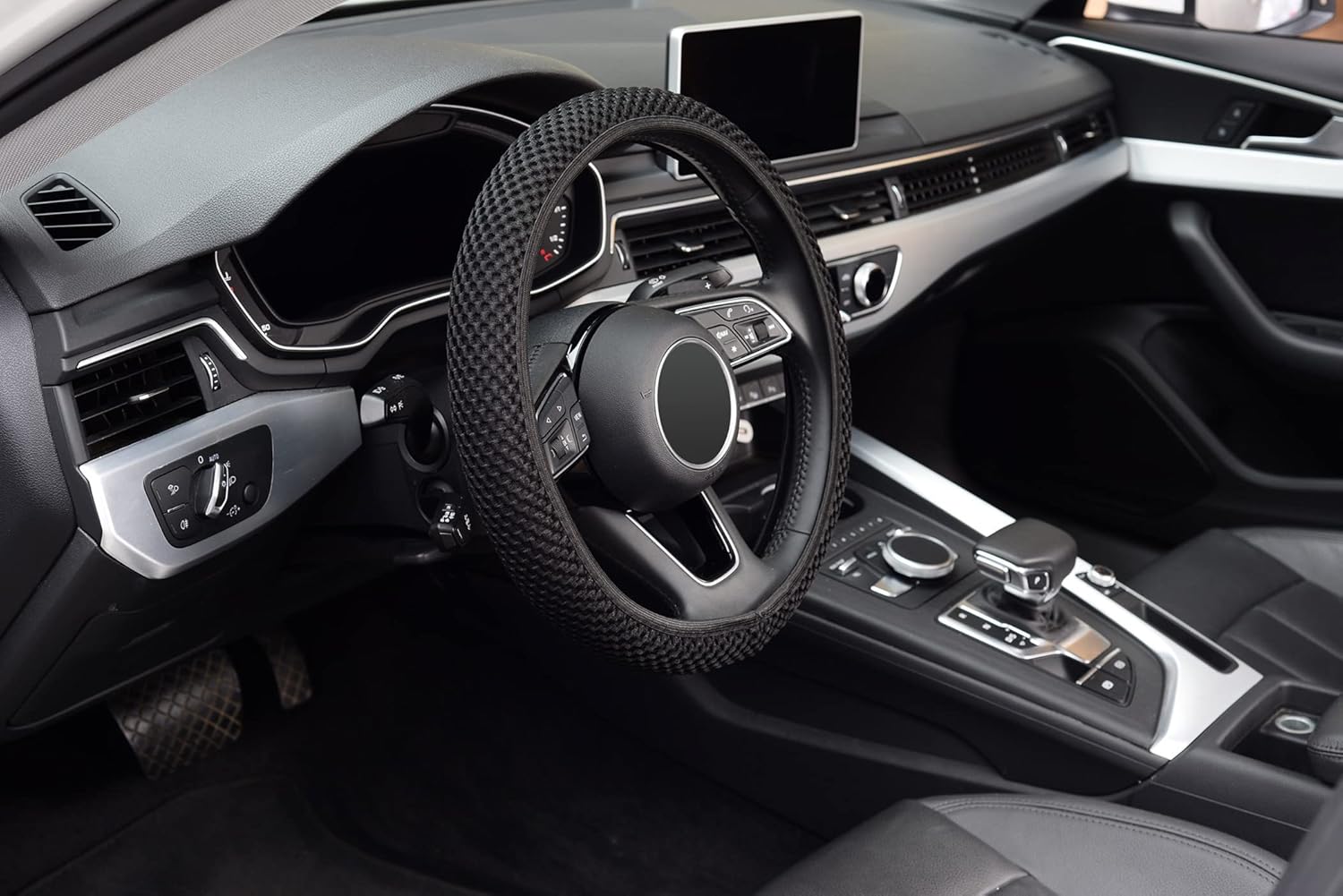 Elastic Stretch Steering Wheel Cover,Warm in Winter and Cool in Summer, Universal 15 inch, Microfiber Breathable Ice