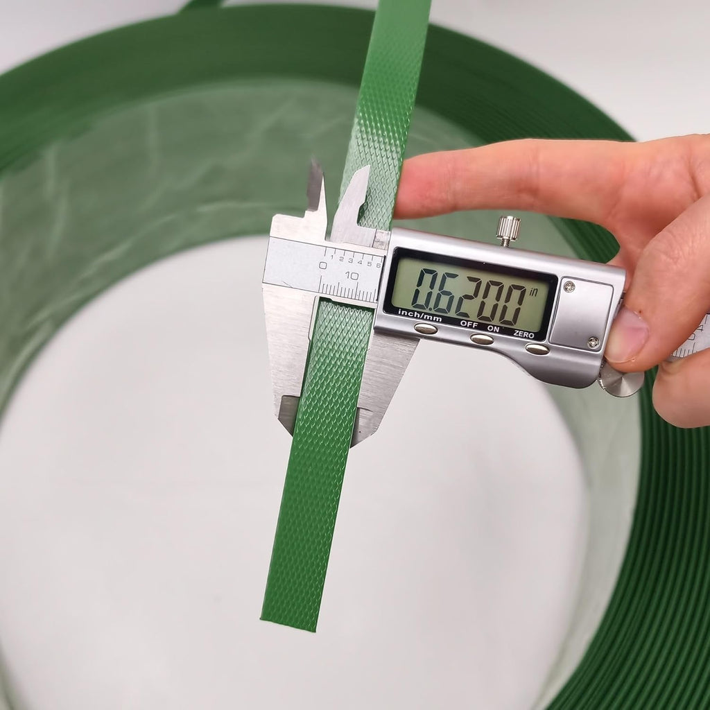 Polyester PET Strapping Roll 5/8" x 0.035" x 4000' – Heavy Duty Green Packaging Banding Strap, 1400 lbs Break