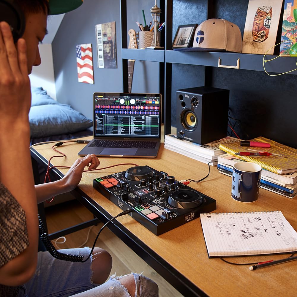 DJControl Inpulse 200 MK2 — Ideal DJ Controller for Learning to Mix — Software and Tutorials Included, Black