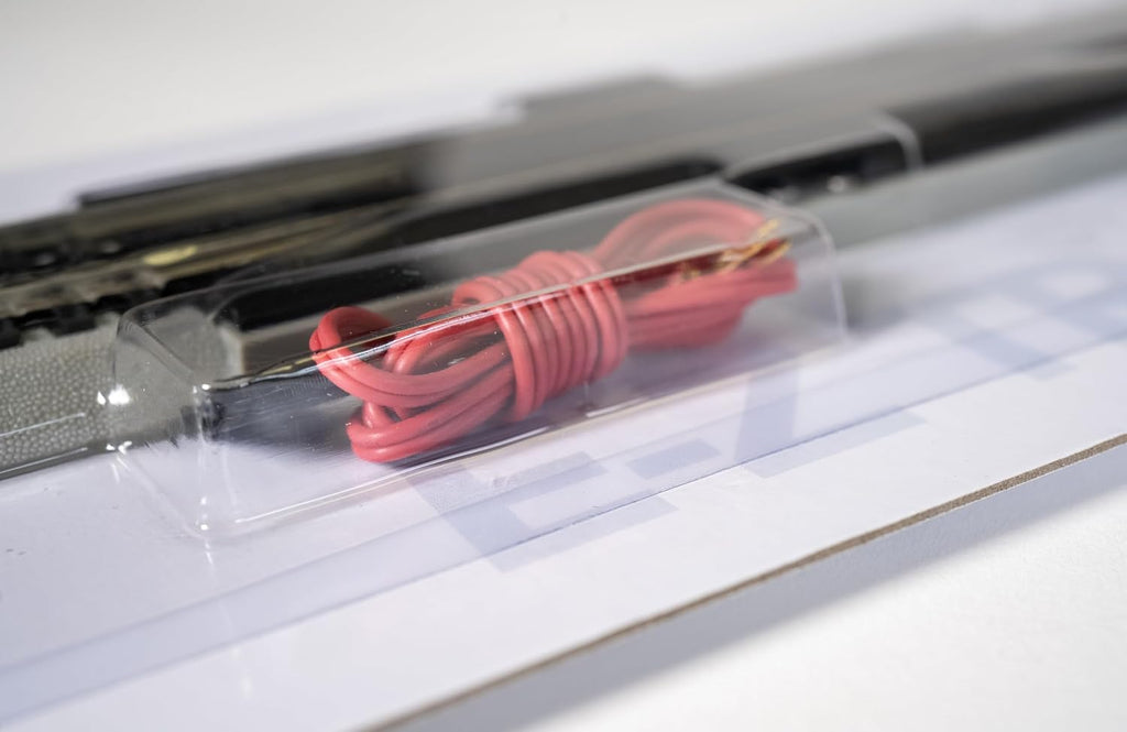 Trains 9" Straight Terminal Rerailer W/Wire NS Rail Road HO Scale | Snap-Fit E-Z Track, 9” Straight Terminal Rerailer