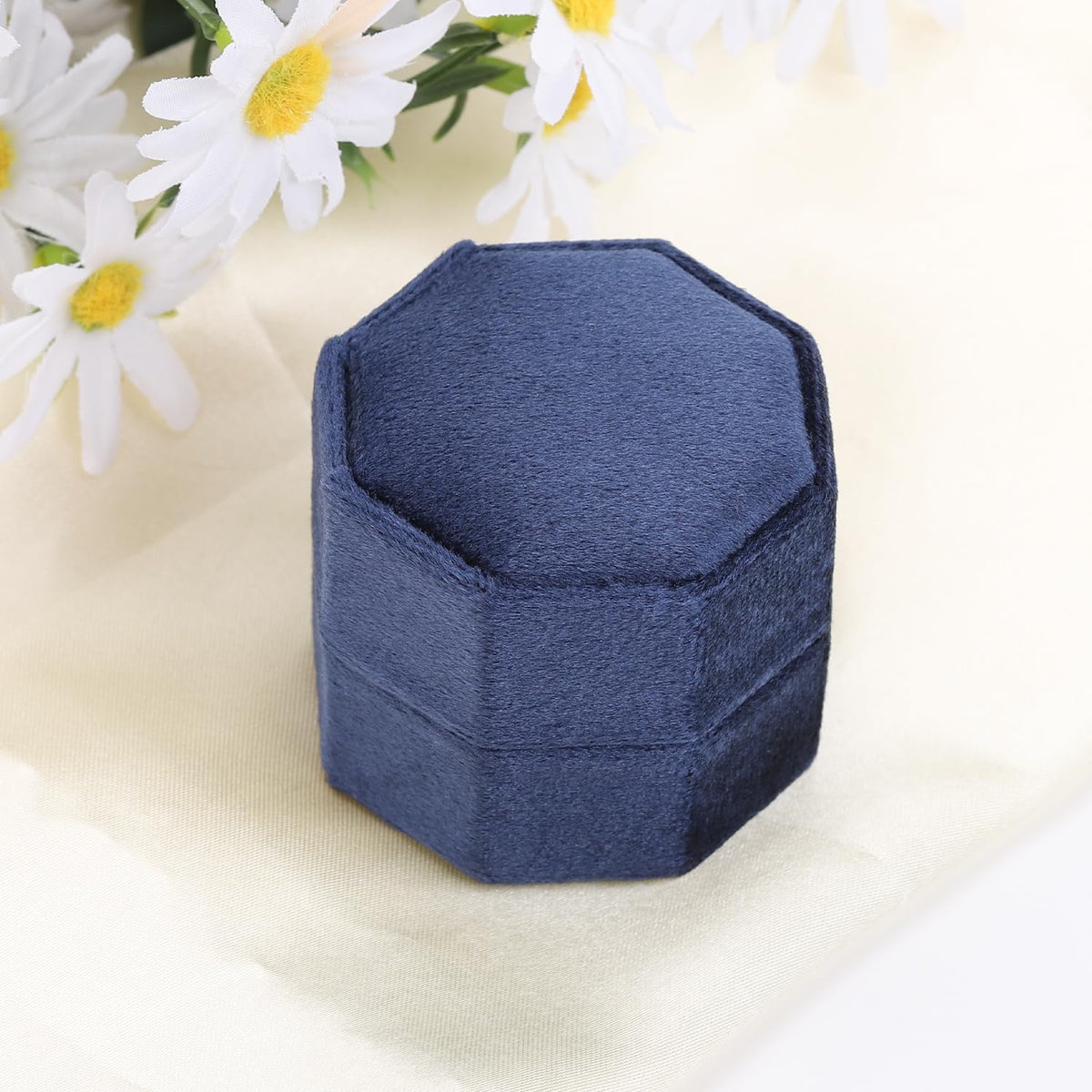 Velvet Ring Box, 3 Slots Jewelry Ring Gift Box Vintage Ring Holder