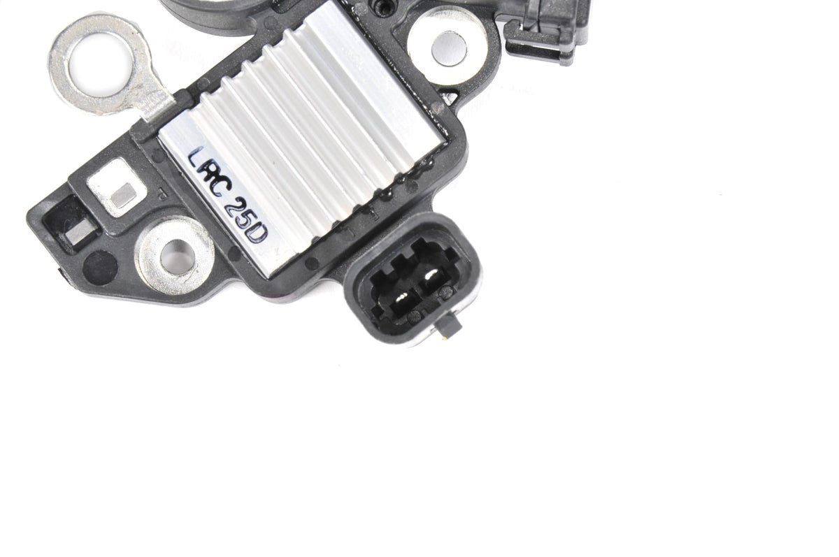 GM Genuine Parts 13582947 Voltage Regulator