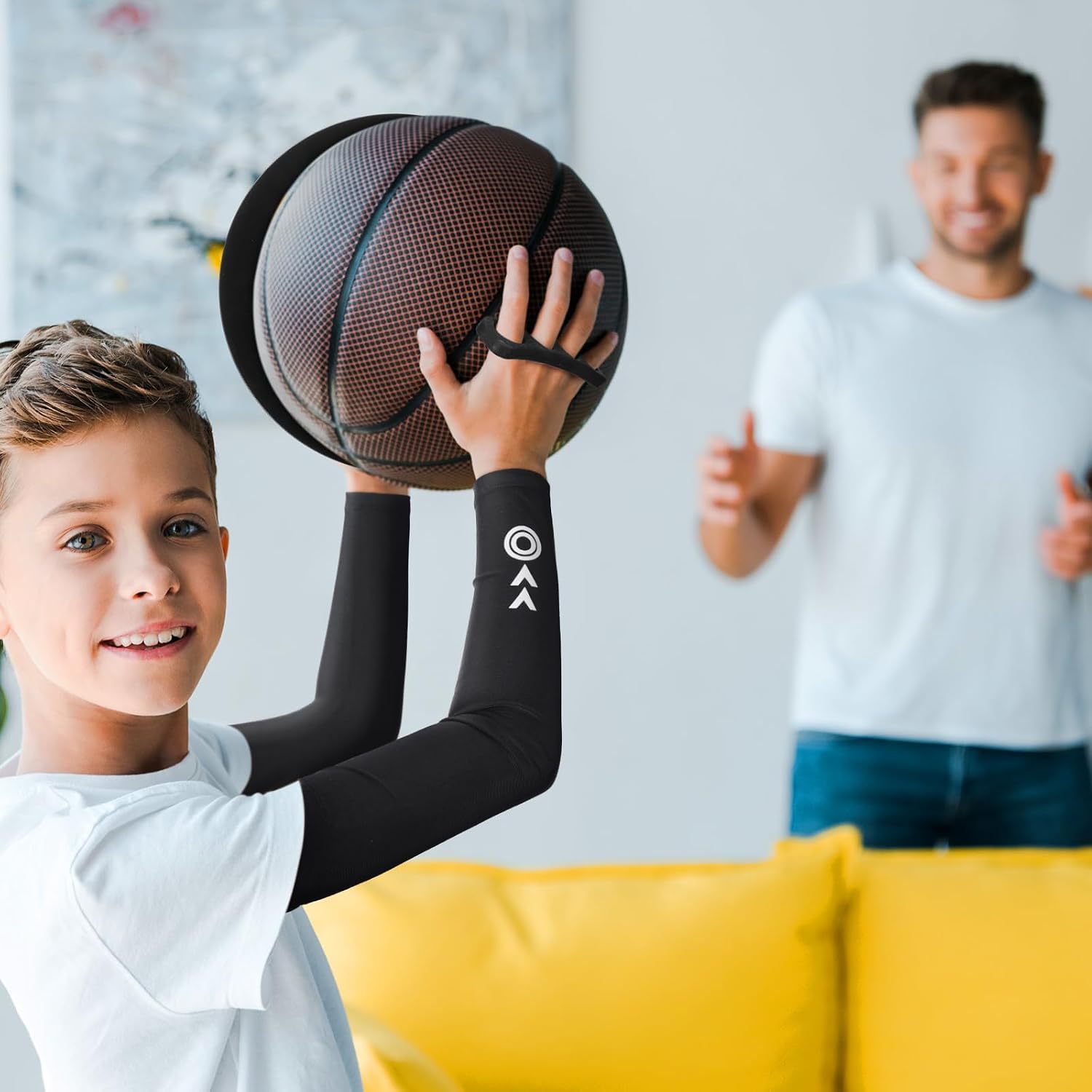 Basketball Shooting Trainer Kit Basketball Training Sleeve with Off-Hand Trainer Shooting Aid Accessories Improves