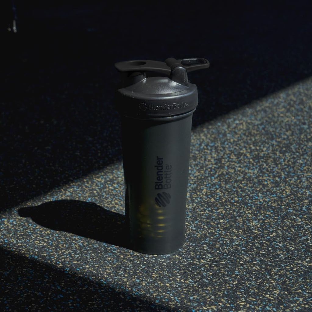 Classic V2 Plastic Shaker Bottle 20 oz Black