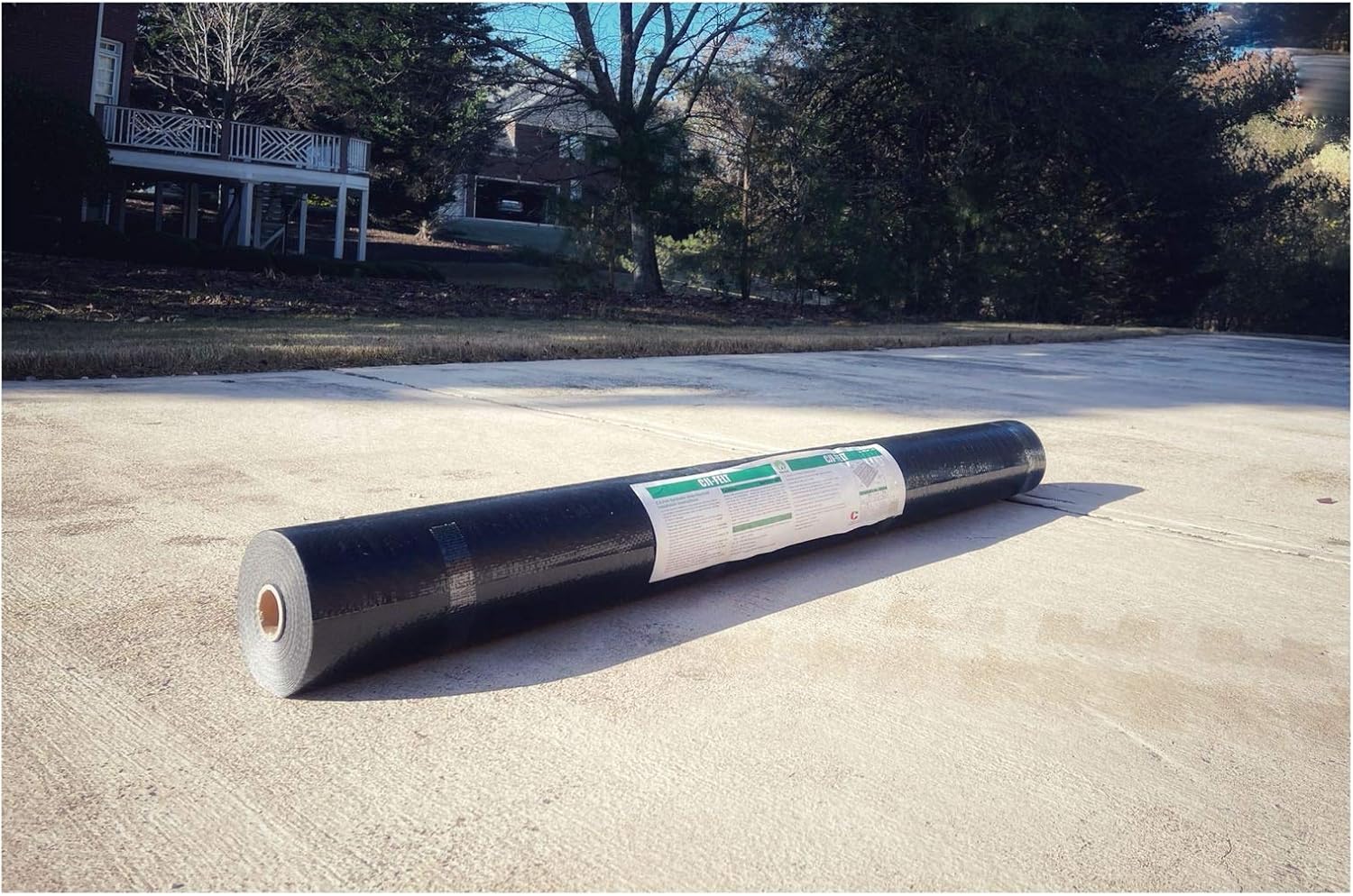 100 GSM Synthetic Waterproof Roof Underlayment 48” x 250' (1)