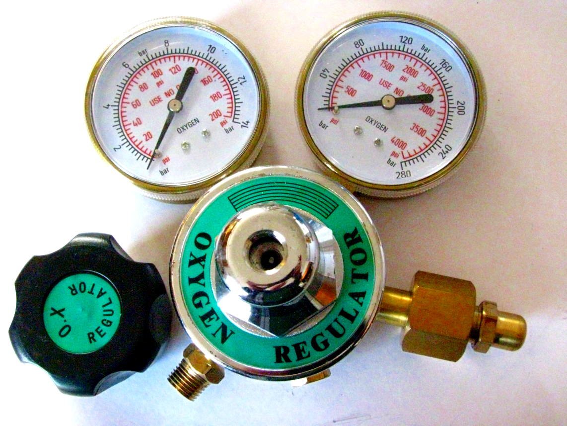 Lampwork, Beadmaking (or Welding) Heavy Duty Oxygen Regulator 3" Gauges