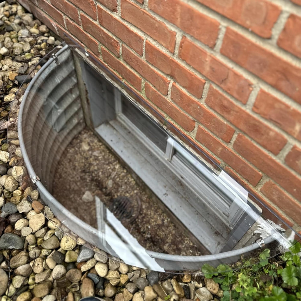 Polycarbonate Window Well Covers Outside, Basement Window Well Cover, Heavy Duty Clear Plastic Window Guard, UV
