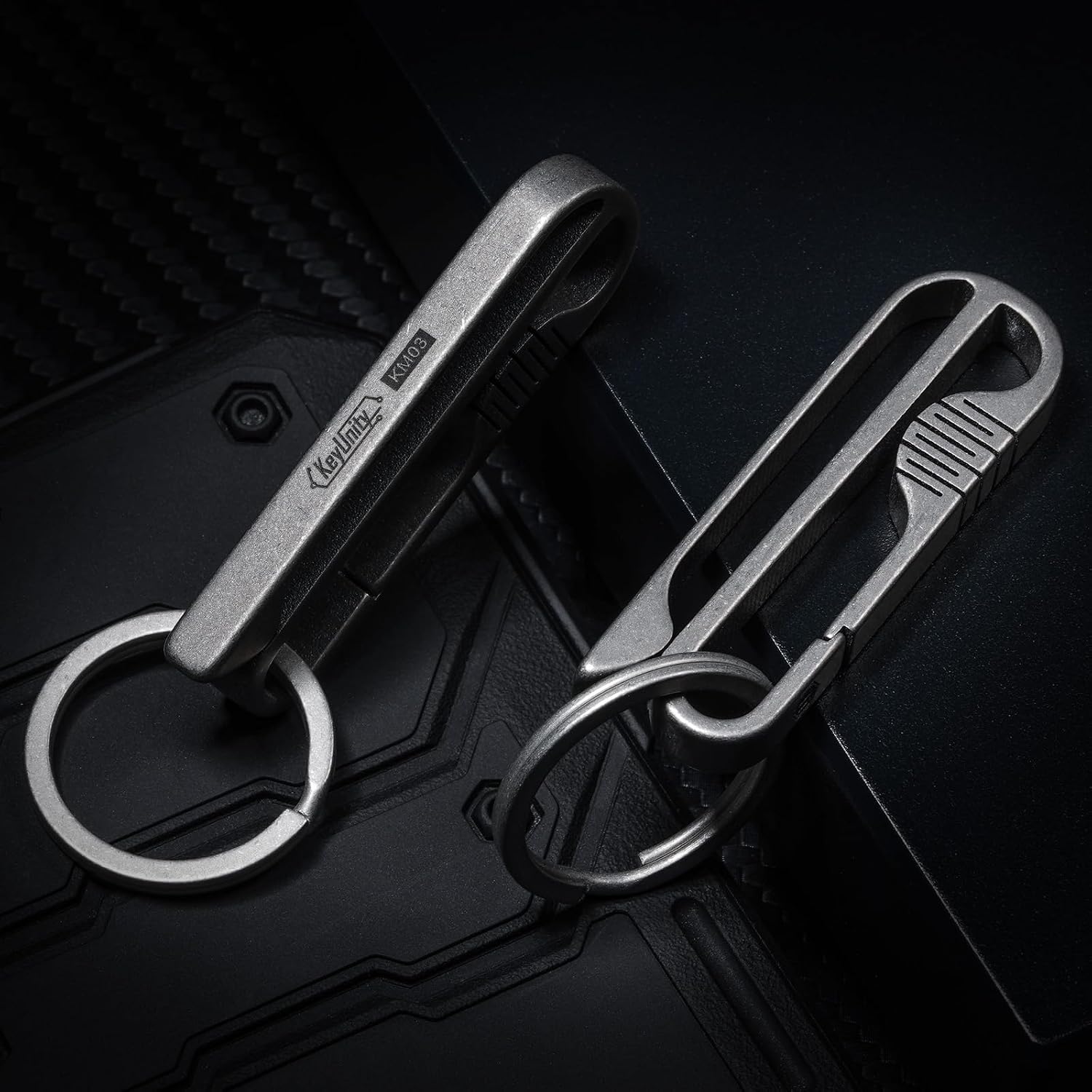 KM03 Titanium Keychain Clip Belt Loop Key Holder with Removable Key Ring for Duty Belt