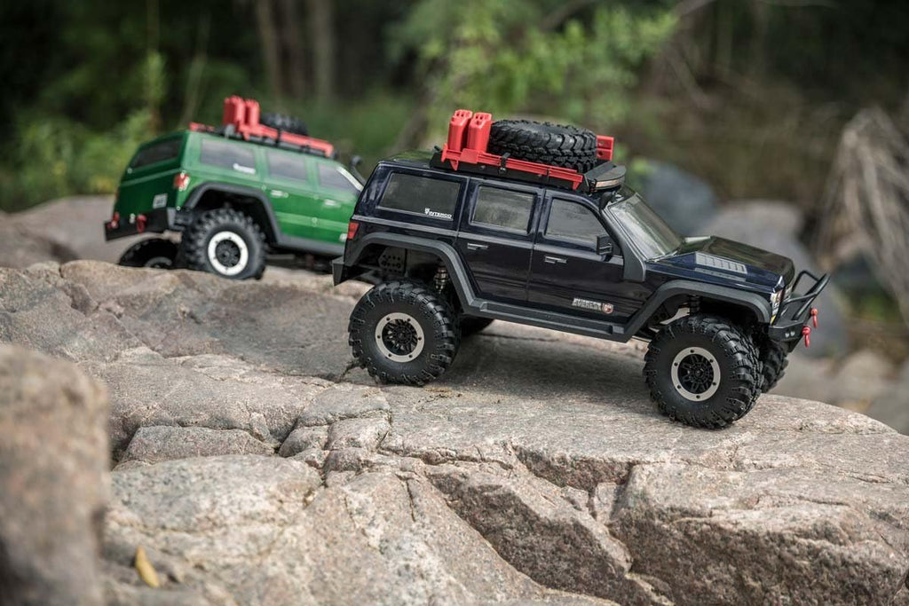 Everest GEN7 Pro 1/10 Scale RC Rock Crawler – 4WD RTR RC Truck with Realistic Scale Accessories, Waterproof