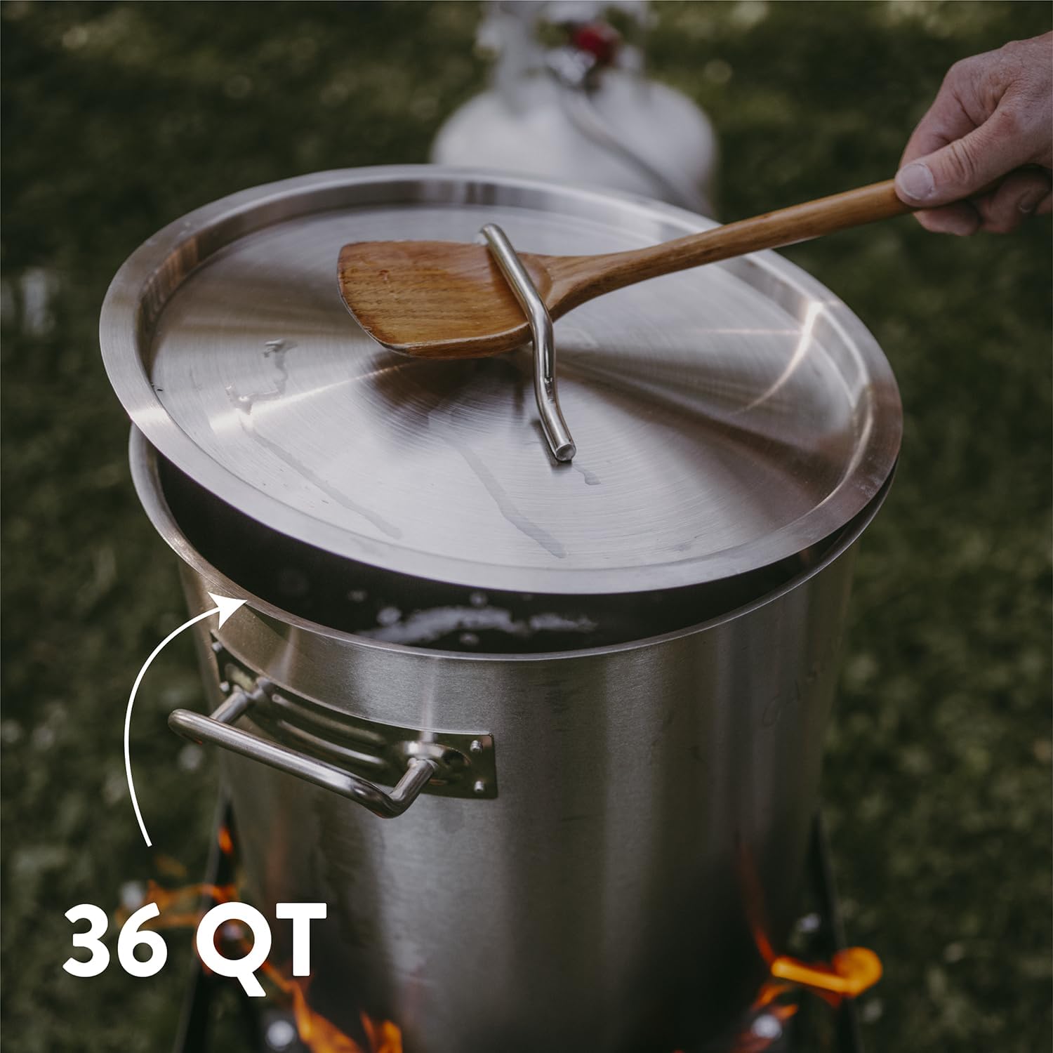 GasOne Stainless Steel Stockpot with Basket – 36qt Stock Pot with Lid and Reinforced Bottom – Heavy-Duty Cooking Pot