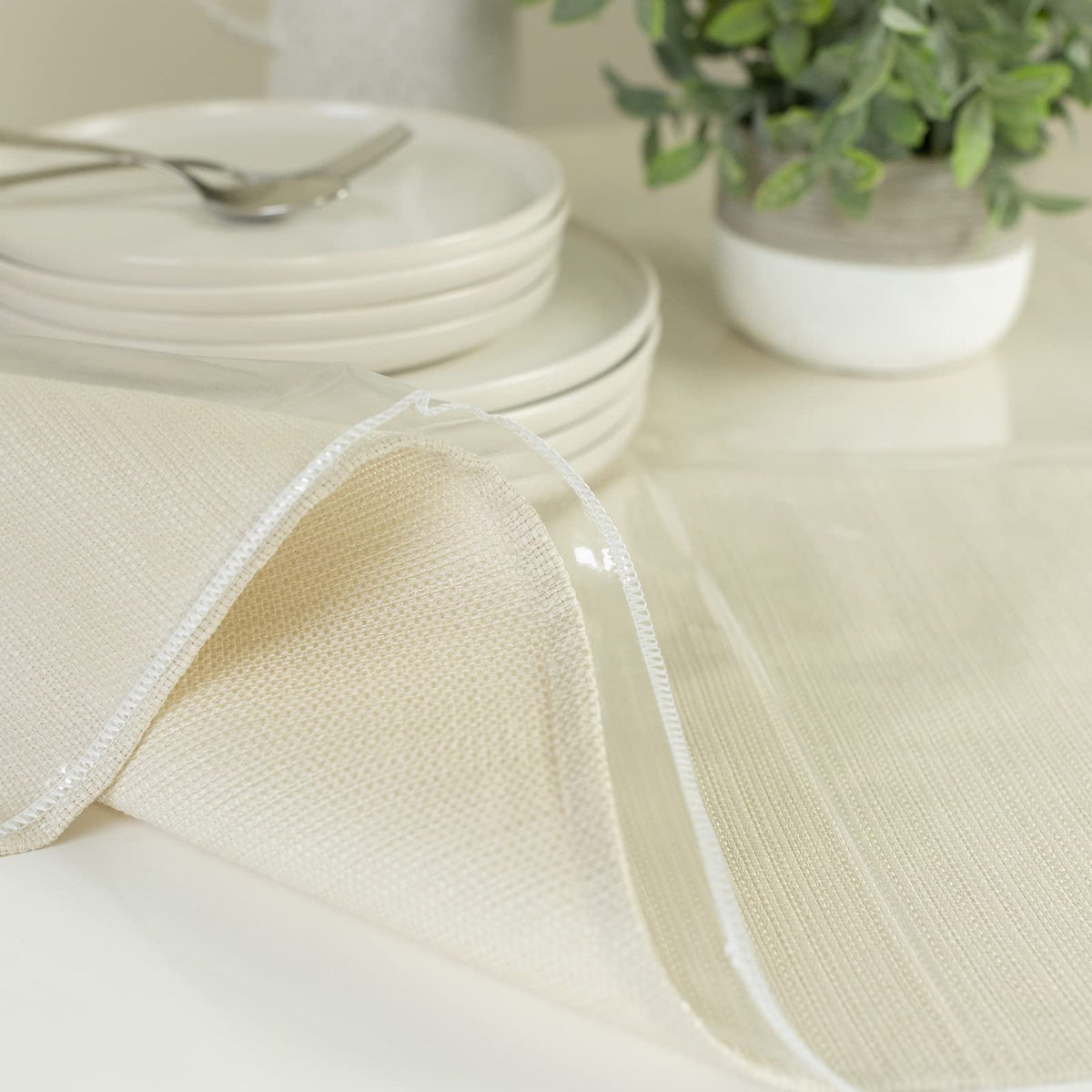 Clear Plastic Tablecloth Protector (60" x 84" Rectangular)