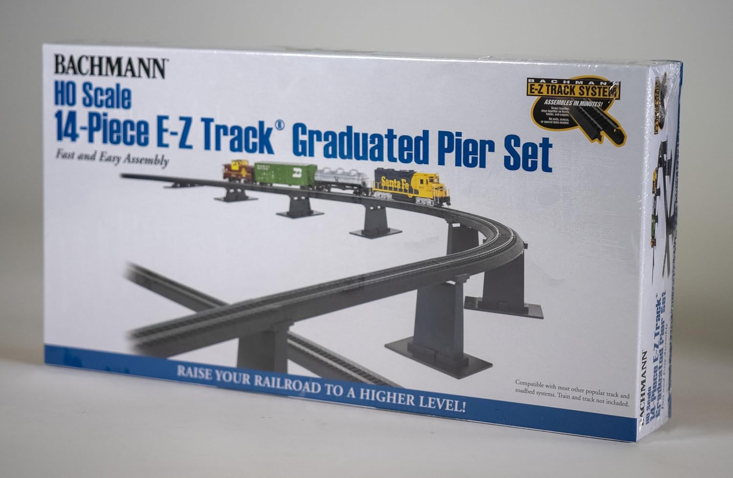 Trains 14 PC. E-Z TRACK GRADUATED PIER SET - HO Scale