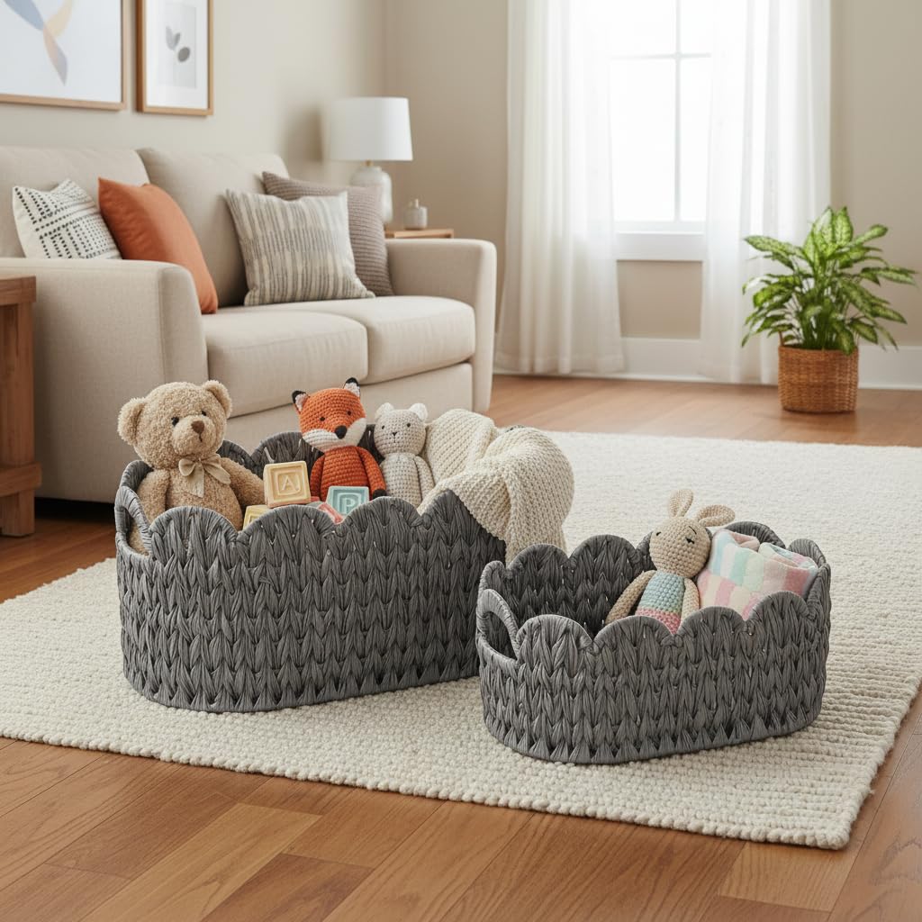 Set of 2 Scalloped Baskets, Small Wicker Baskets for Gifts, Grey