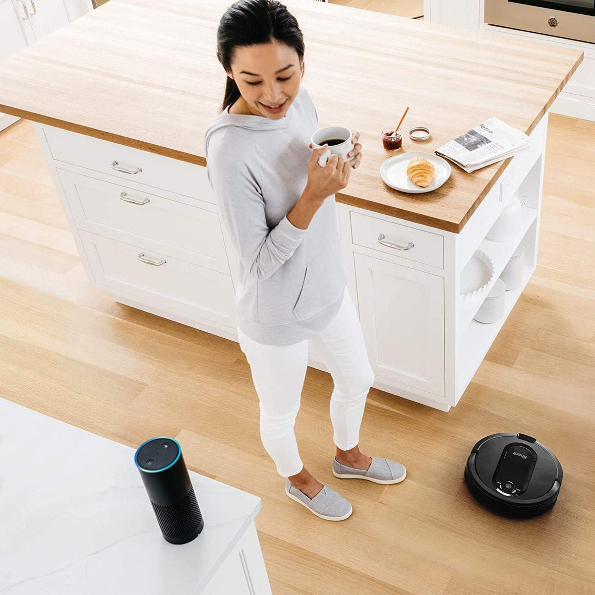 RV1001AE IQ Robot Self-Empty XL, Robot Vacuum with IQ Navigation, Home Mapping, Self-Cleaning Brushroll, Wi-Fi