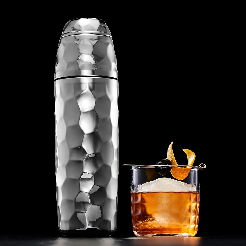 25 oz Chrome Vacuum Insulated Cocktail Shaker w/Jigger & Strainer