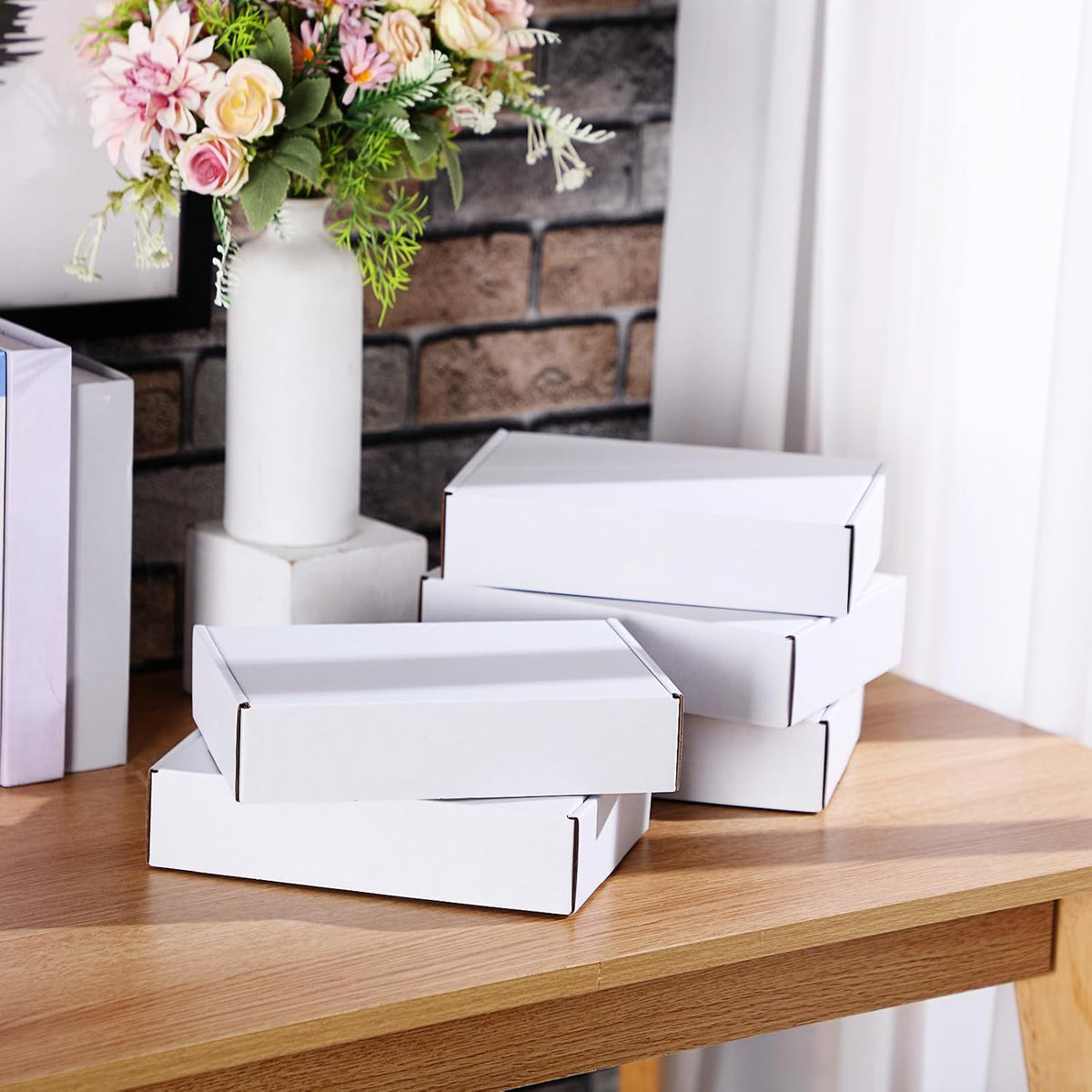 200 Pcs 7.09 x 5.12 x 1.97 Inches Mailing Boxes White Mailer Boxes
