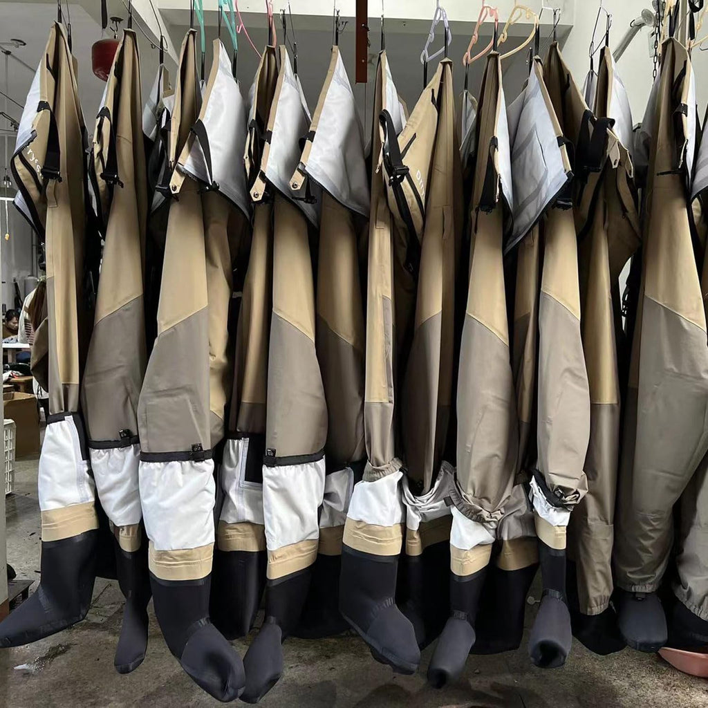 Front Zippered Breathable Chest Waders with Neoprene Suspenders for Men