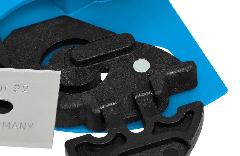 124001.02 Merak Polycarbonate Retractable Safety Cutter/Knife