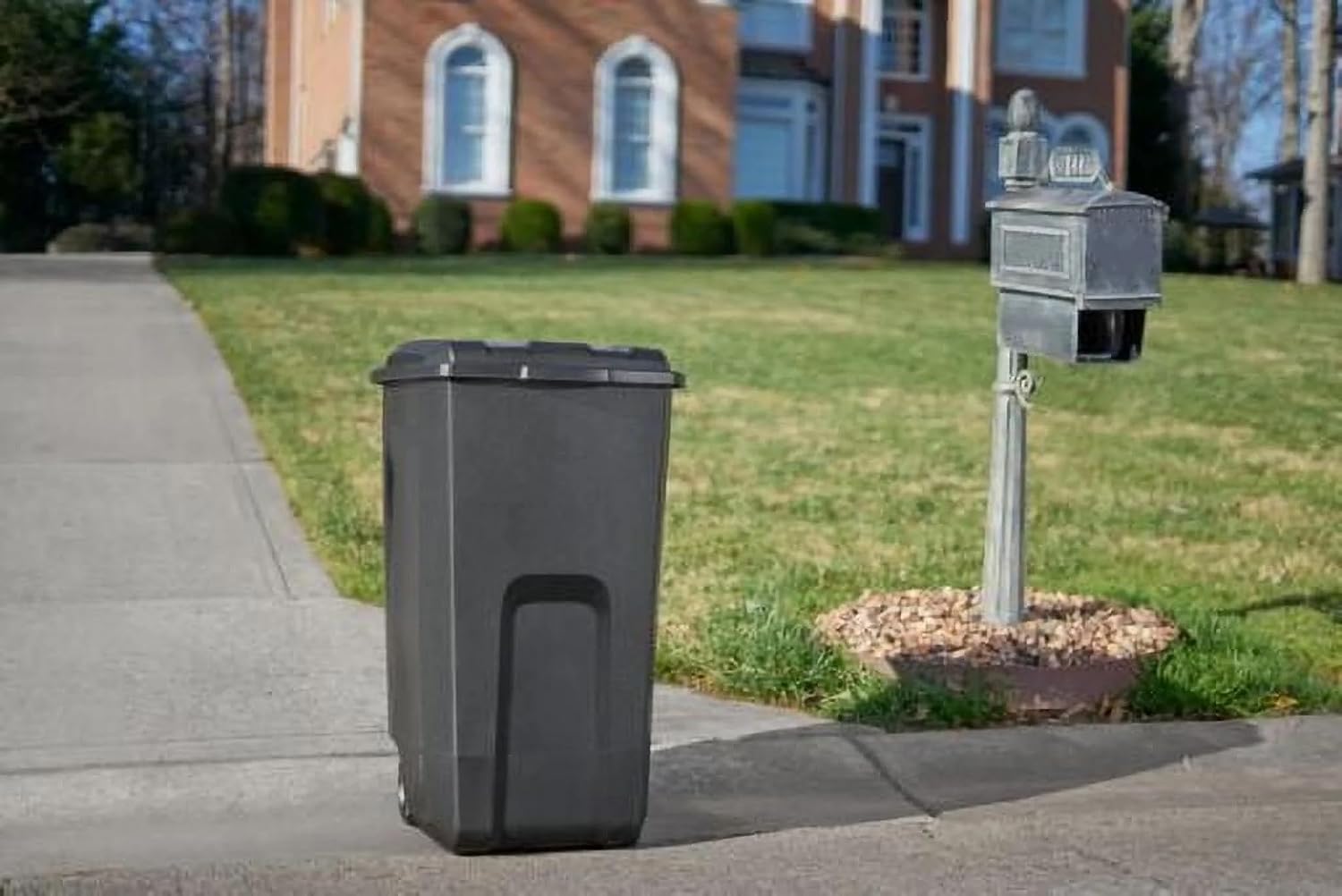 50 Gallon Wheeled Trash Can, Heavy Duty Plastic Garage Garbage Bin with Lid | Shatterproof Snap-fit lid locks Trash