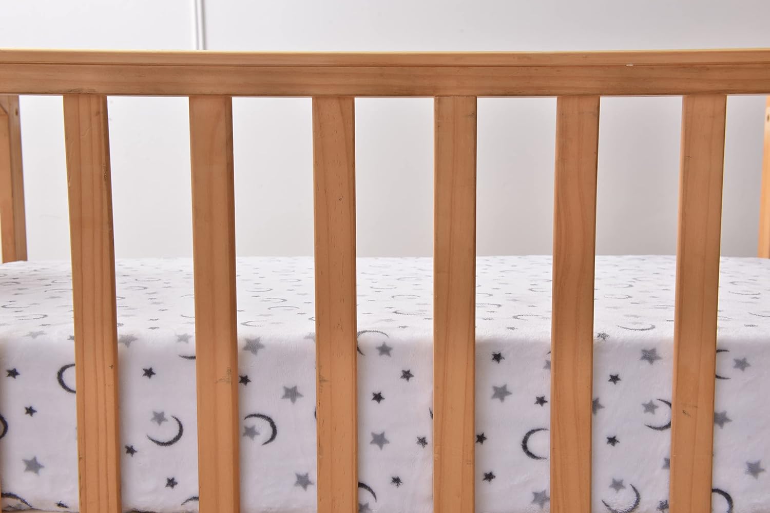 Cozy Fleece Soft and Warm Microplush Fitted Crib Sheets with Moon and Stars - Grey/White, 28 x 52 Inch