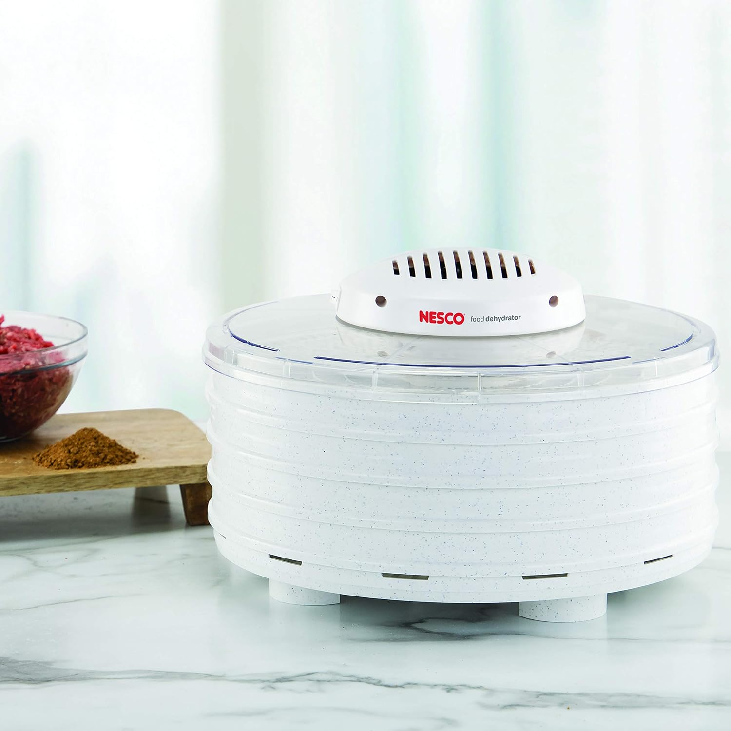 FD-37 Food Dehydrator, For Snacks, Fruit, Beef Jerky,White/Clear, 4 Trays