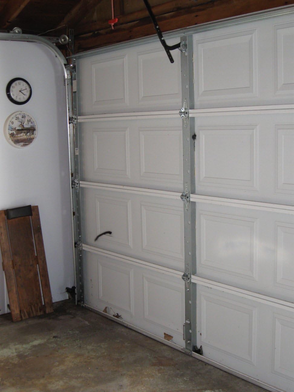 Matador SGDIK001 Garage Door Insulation, Large, White
