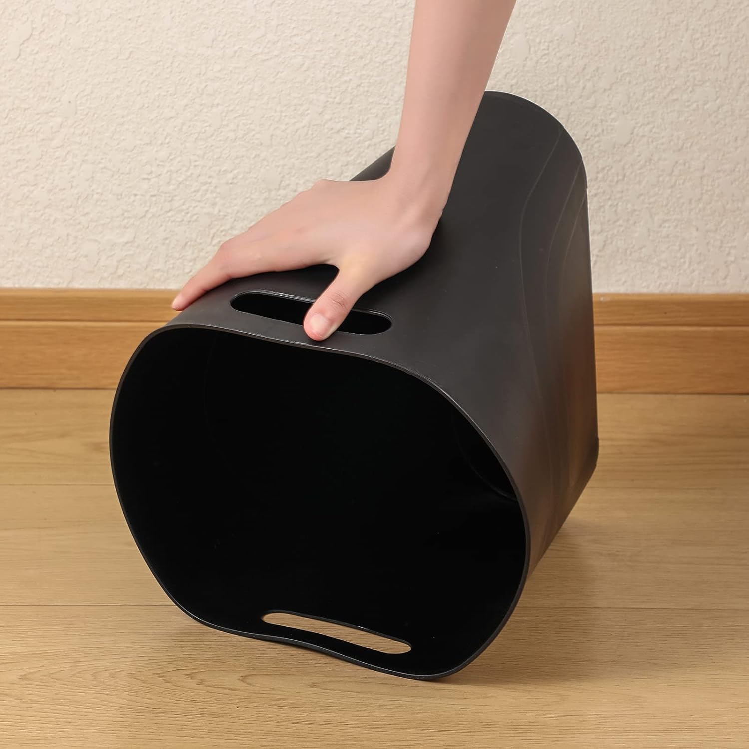 Small Trash Can, 3.5 Gallon Slim Garbage Can Plastic Waste Basket with Handles Container Bin for Narrow Spaces