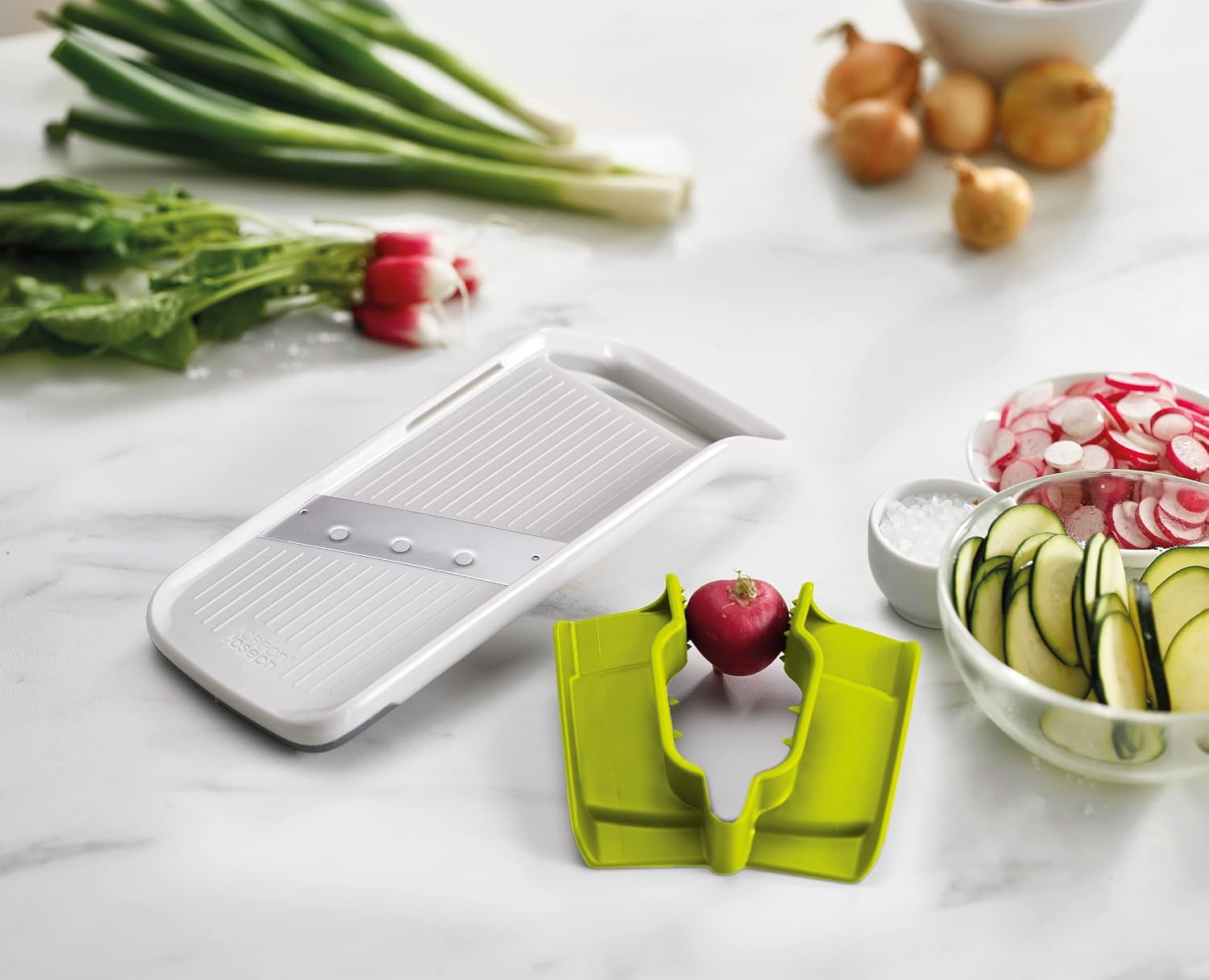 Duo Multi-Grip Mandoline, Fruit and Vegetable Slicer with Precision Food Grip, White
