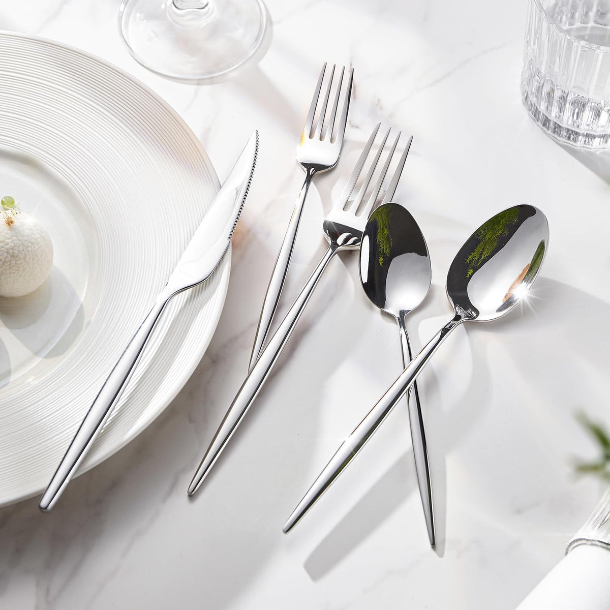 18/10 Silverware Set for 12, 60 Piece Stainless Steel Flatware Cutlery Set