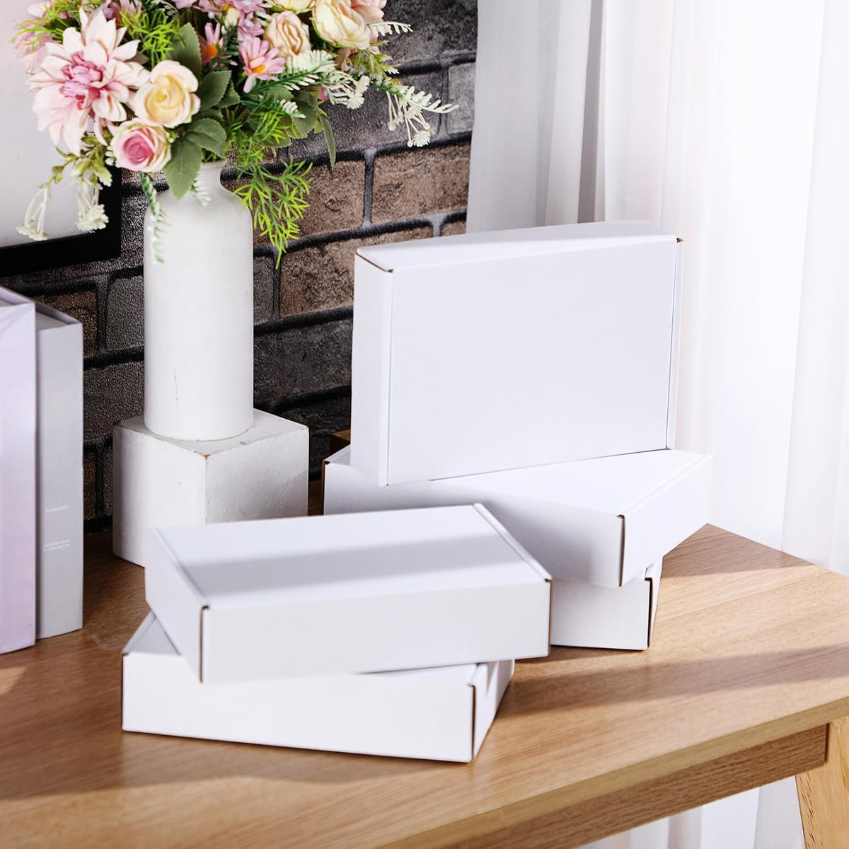 200 Pcs 7.09 x 5.12 x 1.97 Inches Mailing Boxes White Mailer Boxes