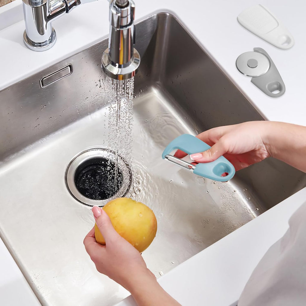 5 Piece Kitchen Gadgets Set Including Potato Peeler Cheese Grater Pizza Wheel Bottle Opener and Fruit Peeler Compact