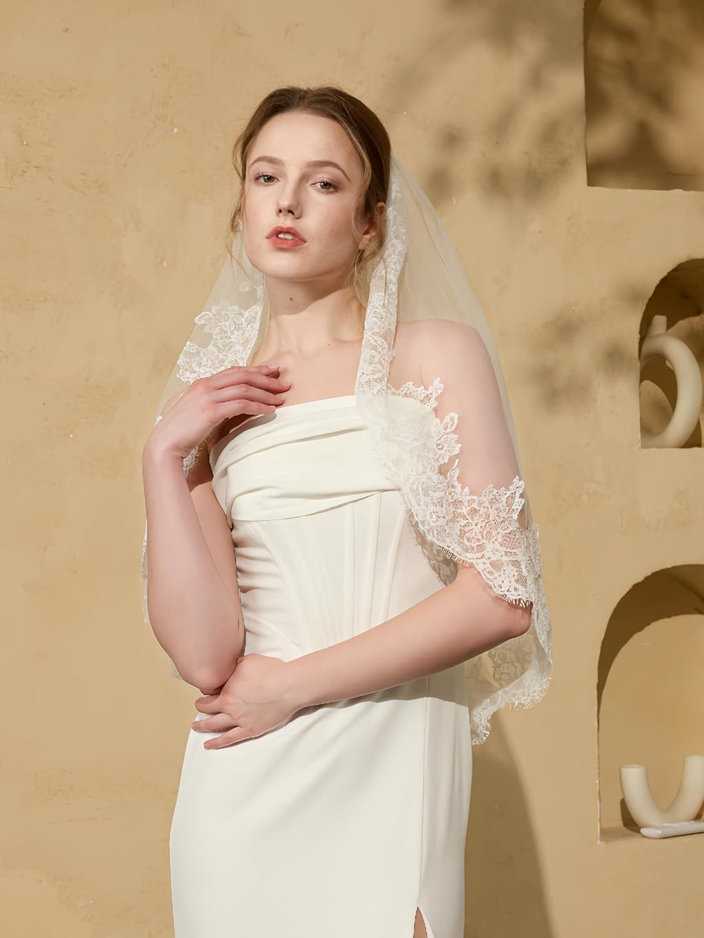 1 Tier Lace Wedding Veil Metal Comb for Brides Ivory & White