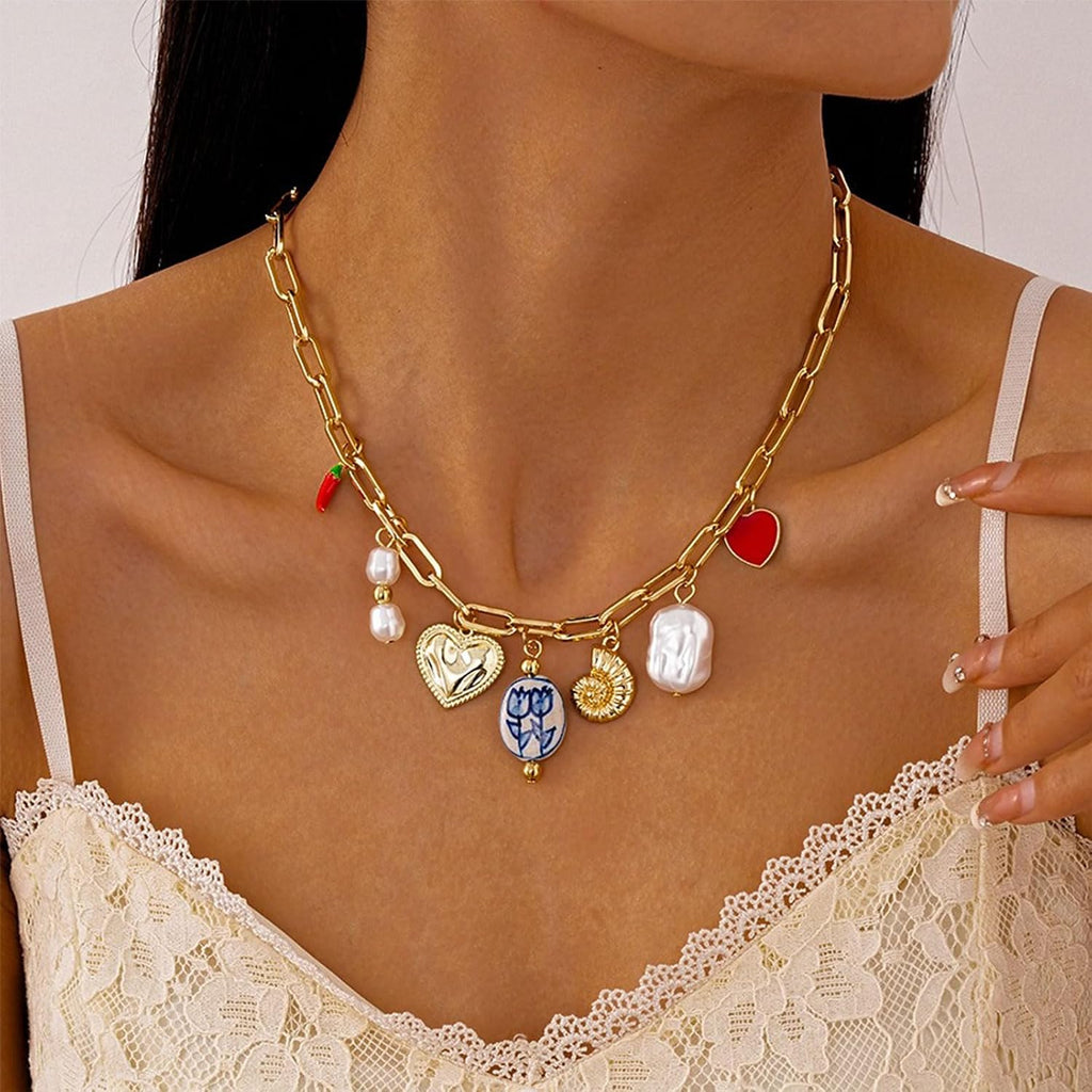 Chunky Gold Charm Necklace for Women White Pearl Choker Necklace Head Portrait Square Pendant Necklace Boho Charm