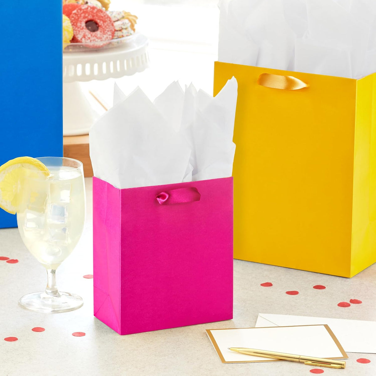 Assorted Gift Bags, 8-Pack (Pink, Blue, Green, Yellow, Red)