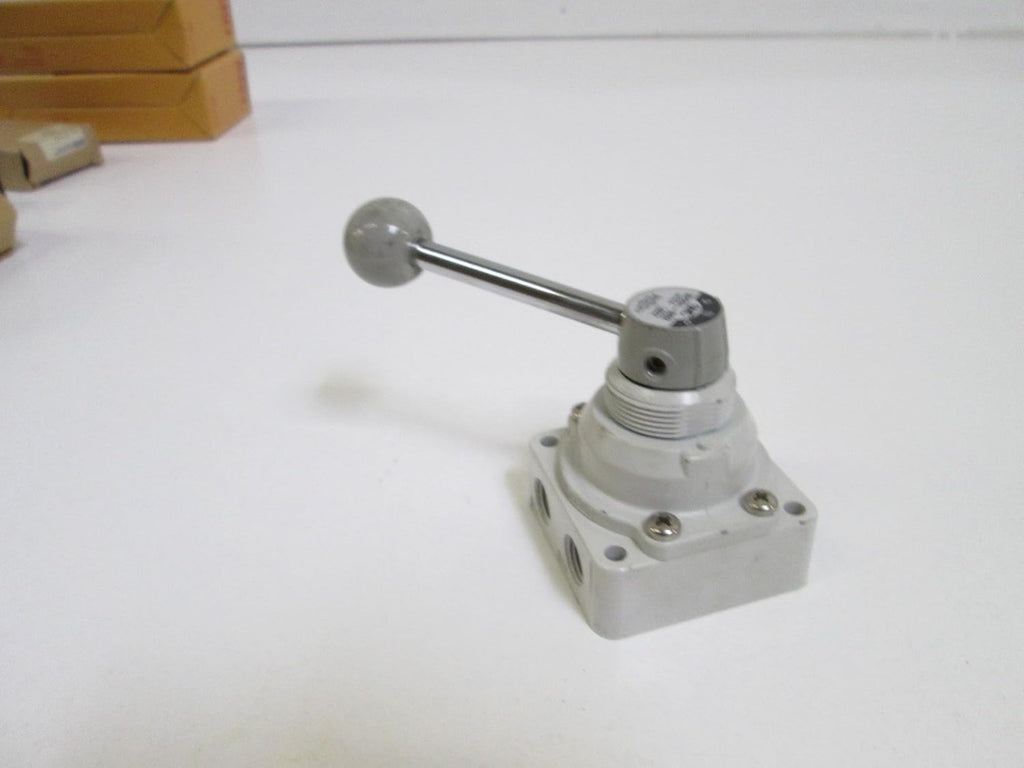SMC VH201-N02 hand-valve 1/4 npt s&b pt