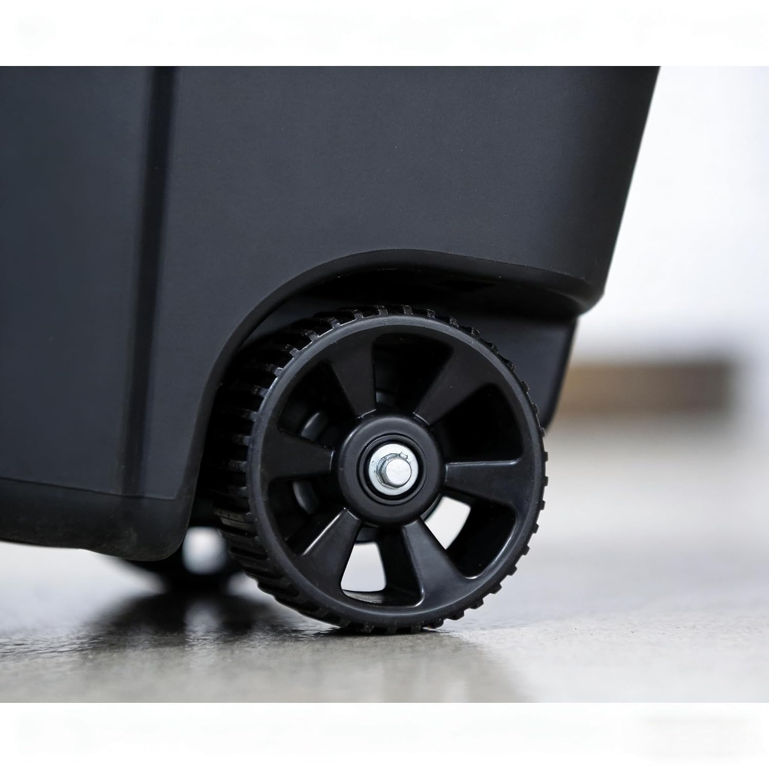 32 Gallon Outdoor Trash Can, Garbage Can with Wheels, Outdoor Garbage Can with Lid, for Indoor/Outdoor Use, Waste