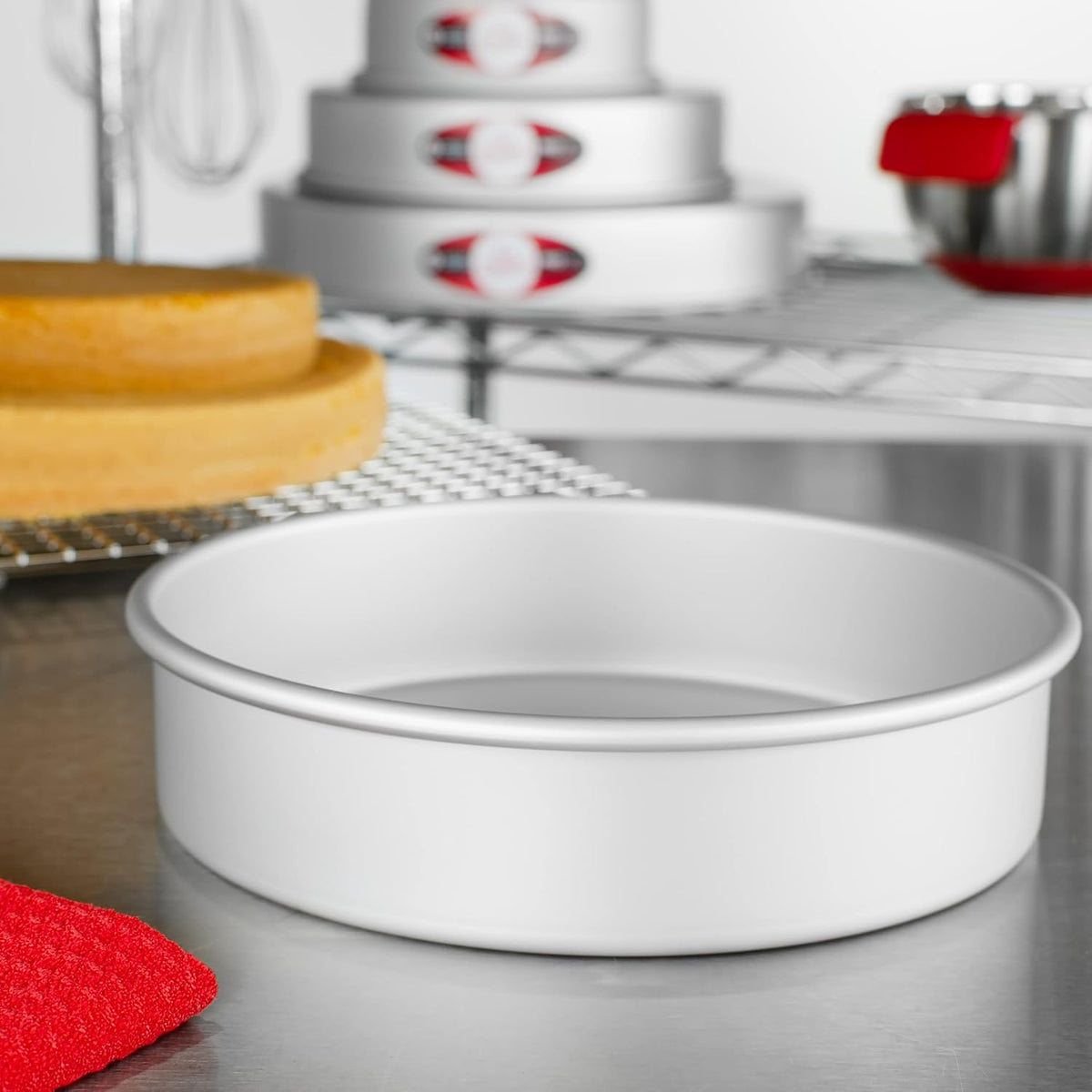 Anodized Aluminum Round Cake Pans, 2 Piece Set, 8 x 2 Inch