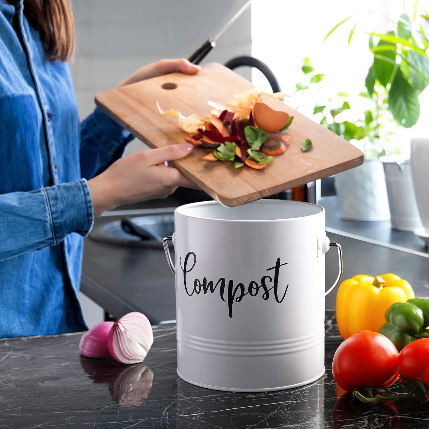 Compost Bin Kitchen, 1.3 Gallon Farmhouse Kitchen Compost Bin Countertop, Indoor Countertop Compost Bucket with Lid