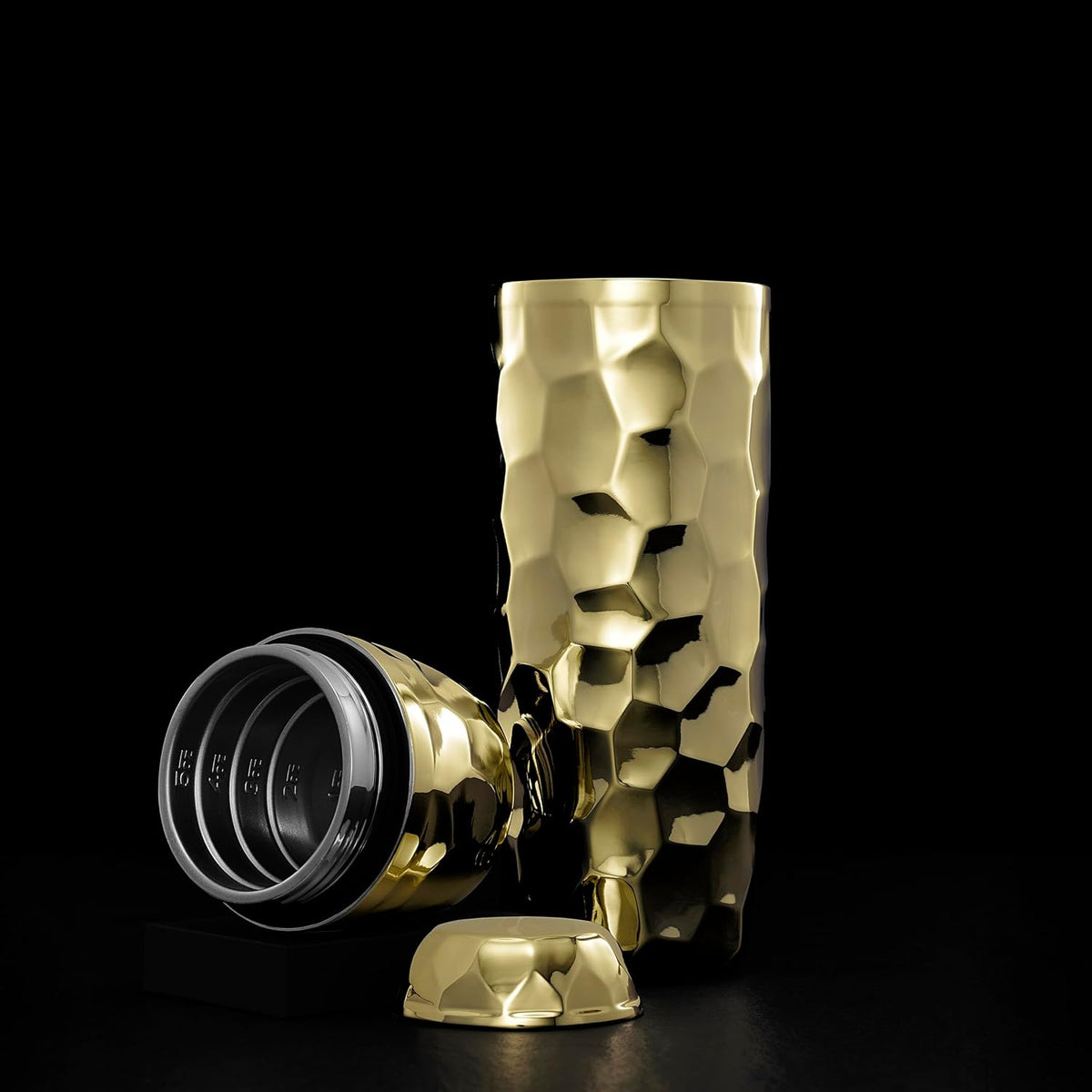 25 oz Gold Vacuum Insulated Cocktail Shaker w/Jigger & Strainer