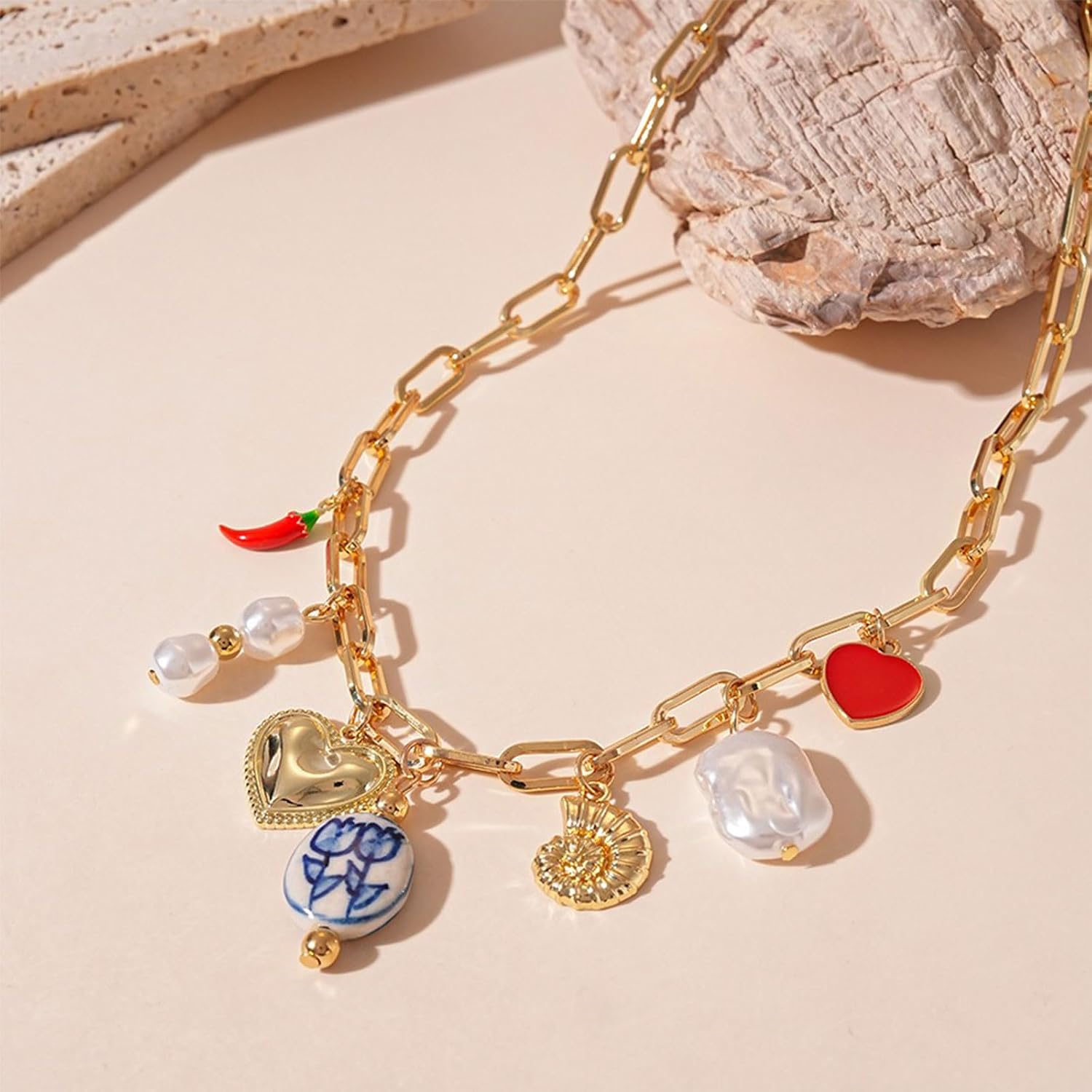 Chunky Gold Charm Necklace for Women White Pearl Choker Necklace Head Portrait Square Pendant Necklace Boho Charm