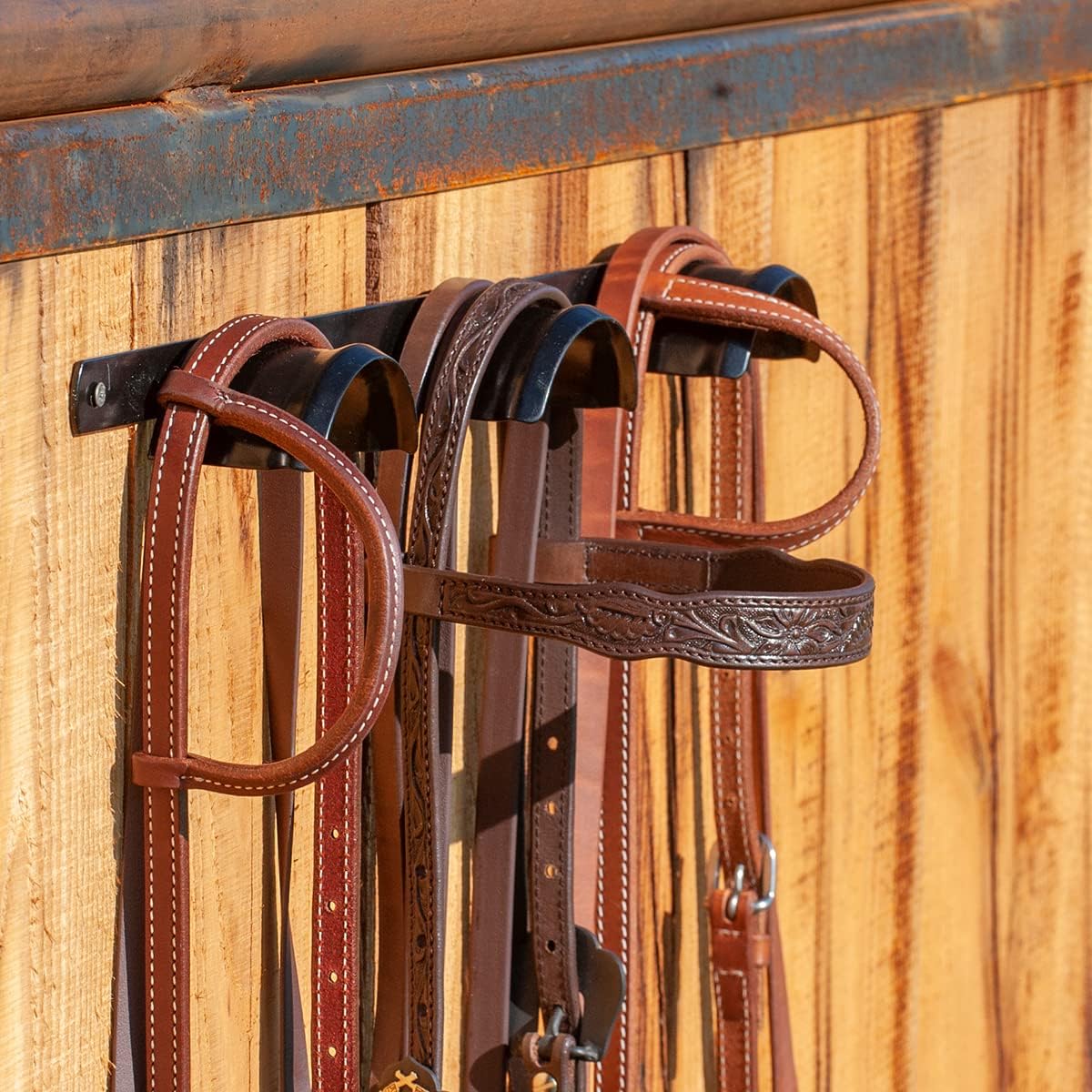 Bridle Bracket 3 Hook Black